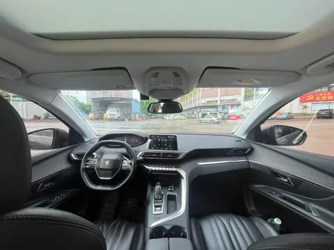 Peugeot 4008