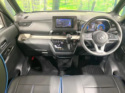 Mitsubishi Delica Mini