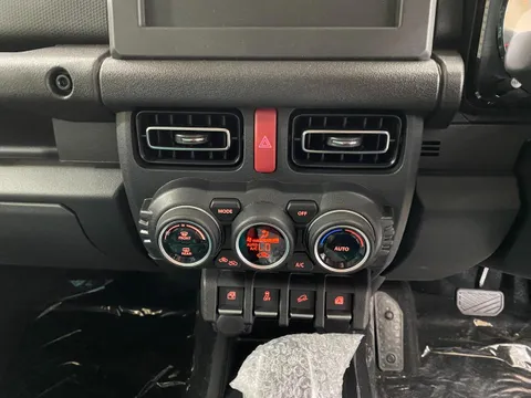 Suzuki Jimny Nomade