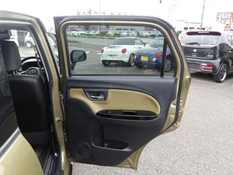 Toyota Pixis Joy