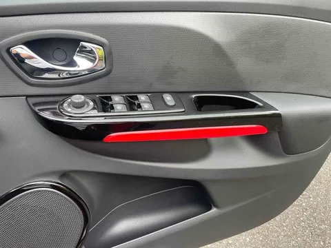 Renault Lutecia