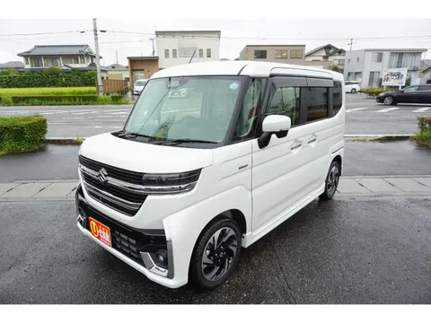 Suzuki Spacia Custom
