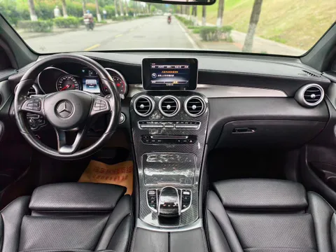 Mercedes-Benz Mercedes-Benz GLC