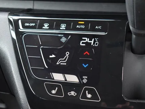 Mitsubishi eK X Space
