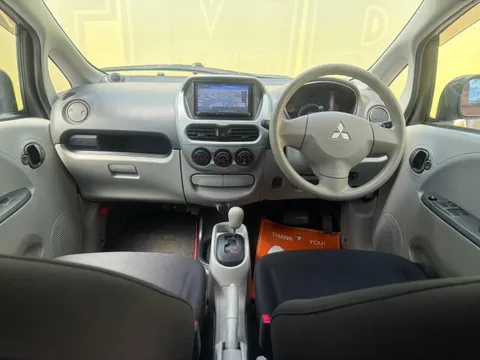 Mitsubishi I