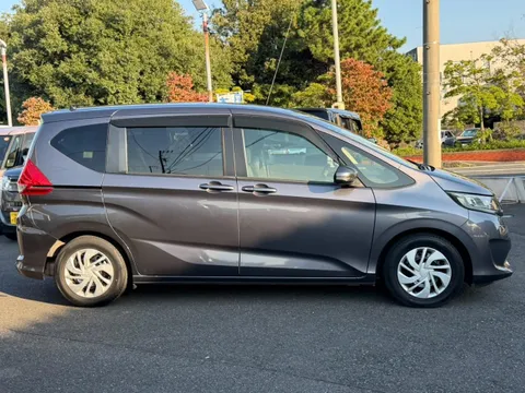 Honda Freed Plus