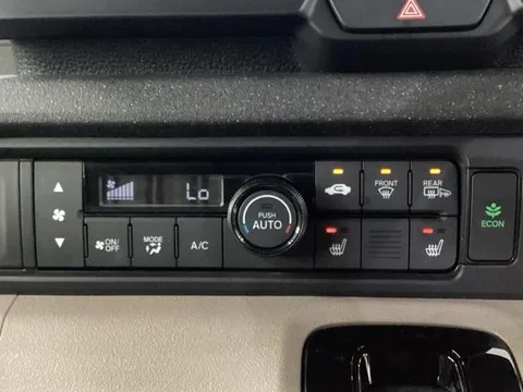 Honda N-BOX Joy