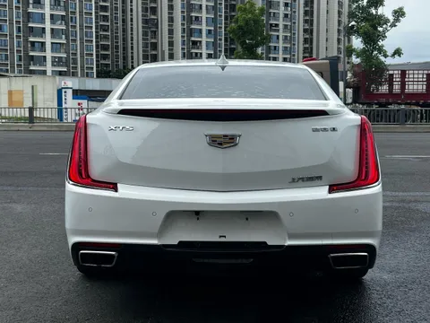 Cadillac XTS