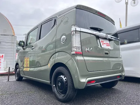 Honda N-BOX Slash