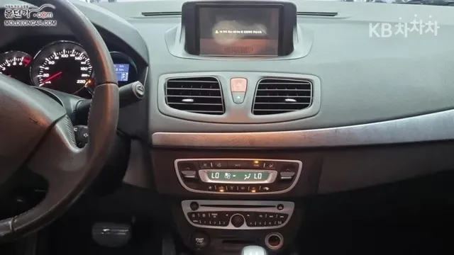 Renault SM3