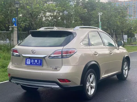 Lexus