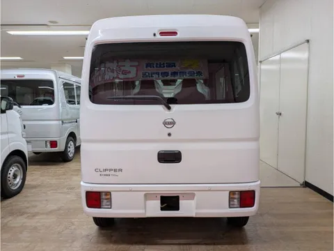 Nissan Clipper