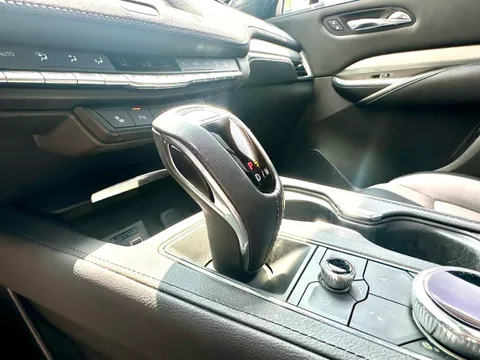 Cadillac XT4
