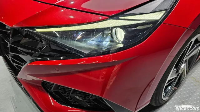 Hyundai Elantra (Avante)
