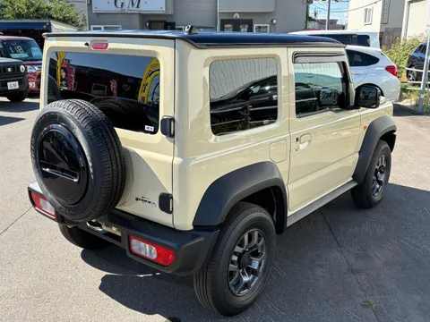 Suzuki Jimny Sierra