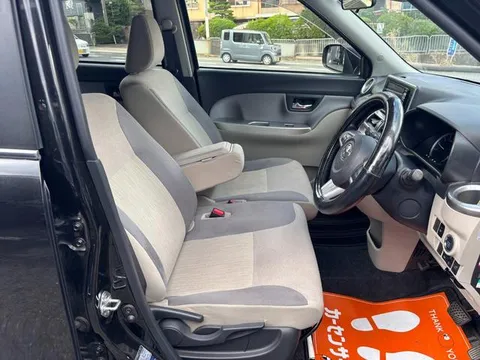 Toyota Pixis Joy