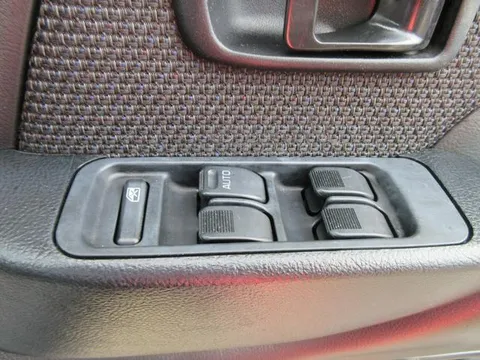 Daihatsu Naked