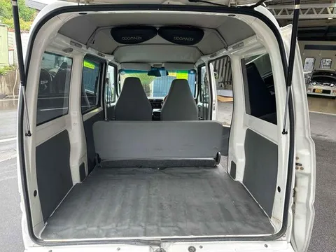 Mitsubishi Minicab Van