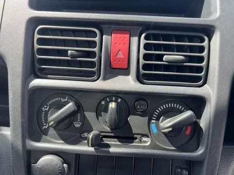Nissan Clipper Truck