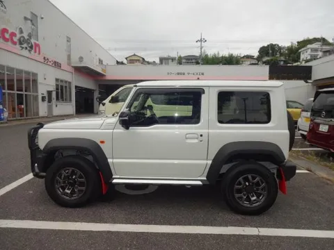 Suzuki Jimny Sierra