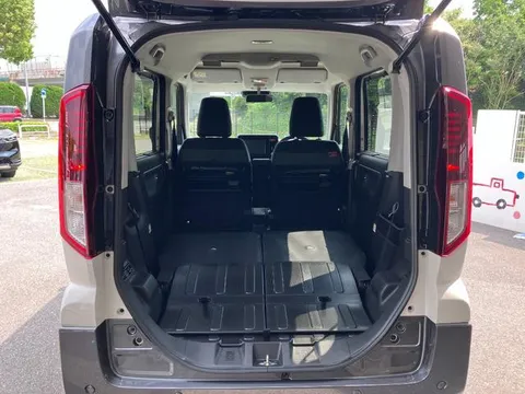 Suzuki Spacia Gear