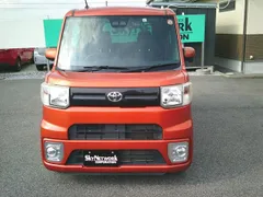 Toyota Pixis Mega