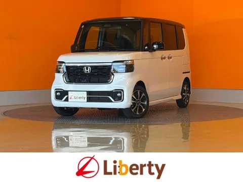 Honda N-BOX Custom