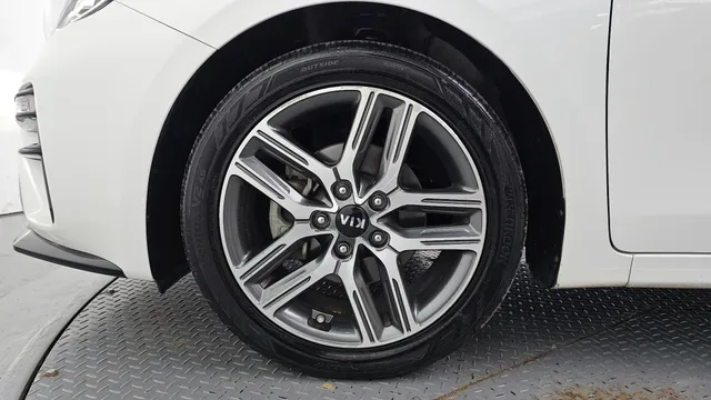 Kia Cerato (K3)