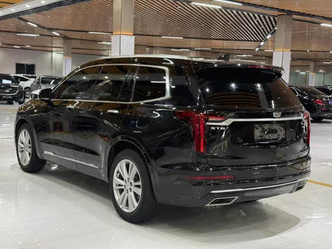 Cadillac XT6