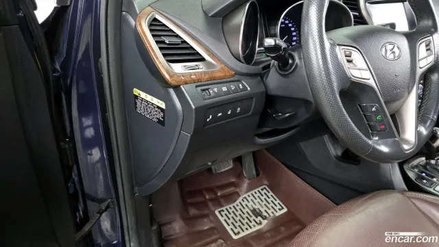 Hyundai Grand Santa Fe (Maxcruz)