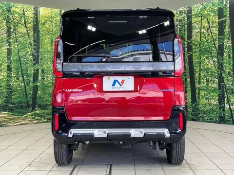 Mitsubishi Delica Mini