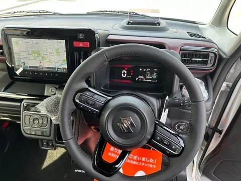 Suzuki Spacia Custom