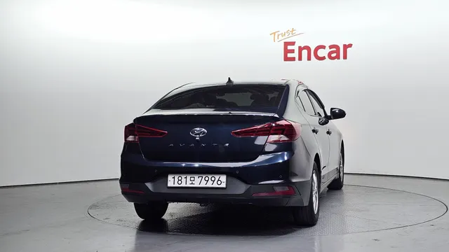 Hyundai Elantra (Avante)