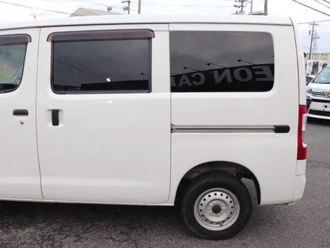 Toyota TownAce Van