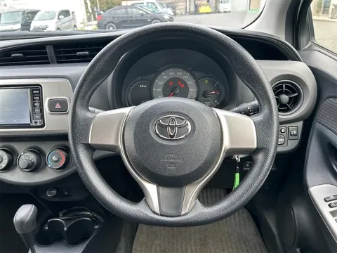 Toyota Yaris (Vitz)