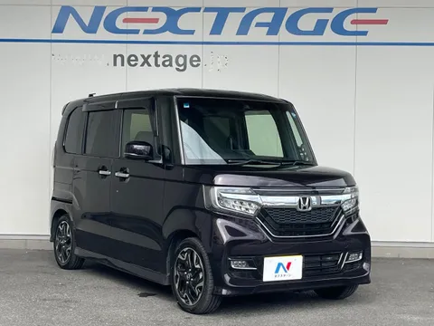 Honda N-BOX Custom