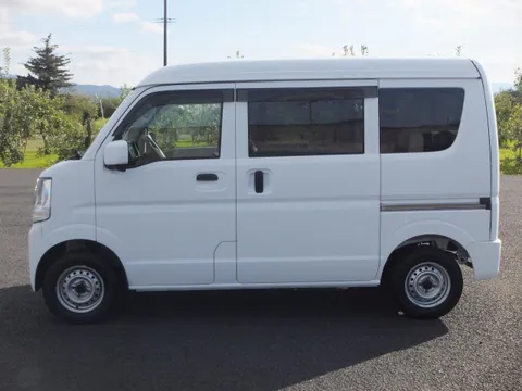 Nissan Clipper
