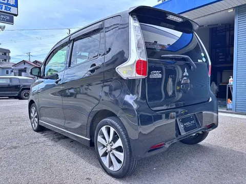 Mitsubishi eK Custom