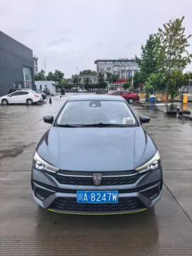 Roewe i5
