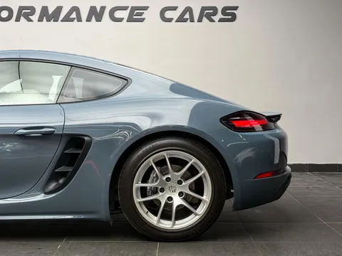 Porsche 718