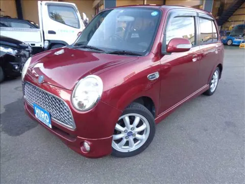 Daihatsu Mira Gino