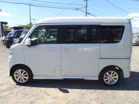 Nissan Clipper Rio