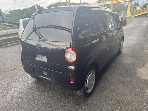 Daihatsu Mira Tocot