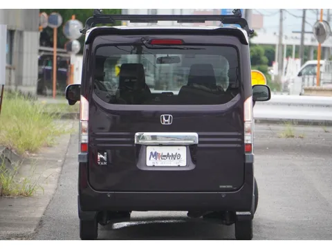 Honda N-VAN Plus Style
