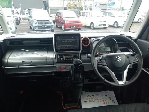 Suzuki Spacia Gear