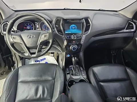 Hyundai Grand Santa Fe (Maxcruz)