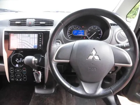 Mitsubishi eK Custom