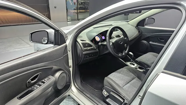 Renault SM3