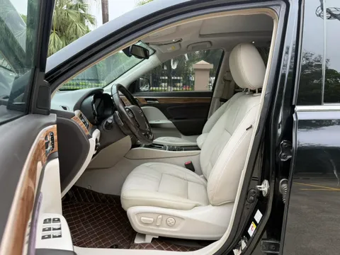 Gac GS8