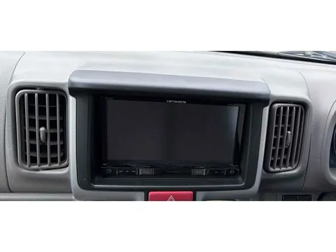 Mitsubishi Minicab Van